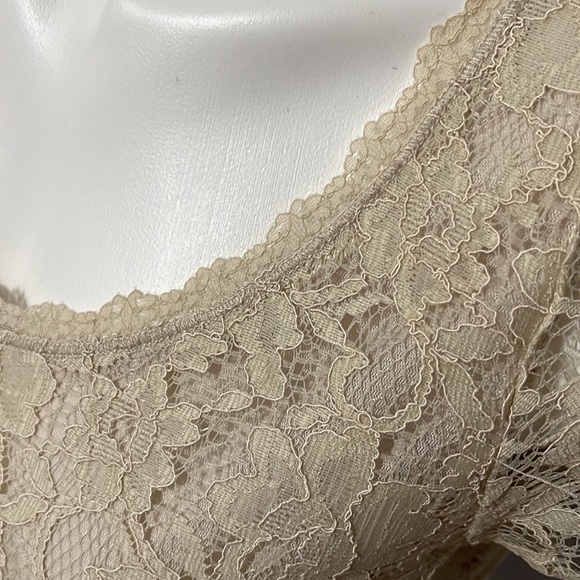 Beige Lace Shirt, size small - Picture 3 of 8